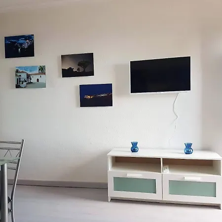 Comfortable With Sea View In 50 M² + Pool *